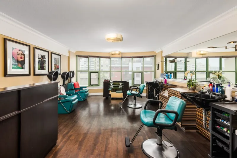 Ivy Park at Cathedral Hill photo 8