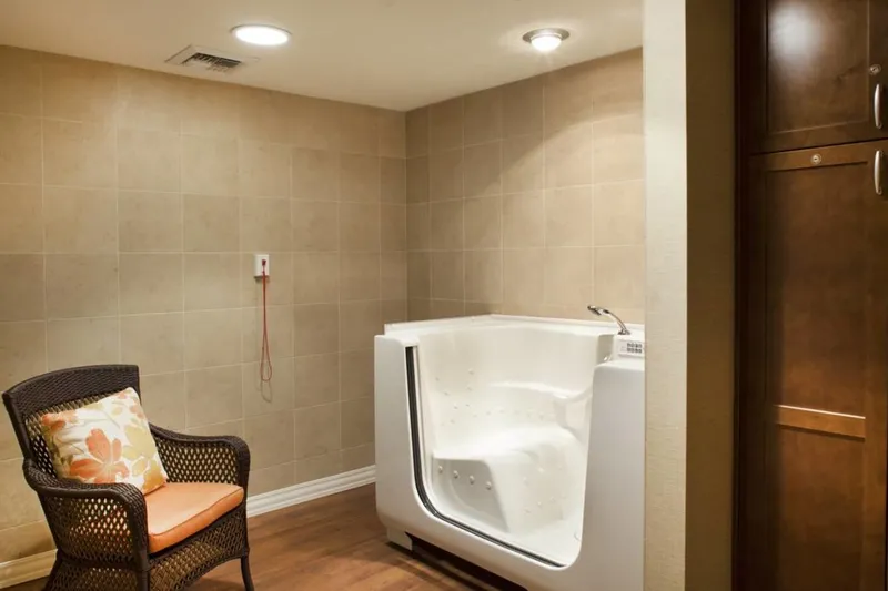 Ivy Park at Claremont photo 5