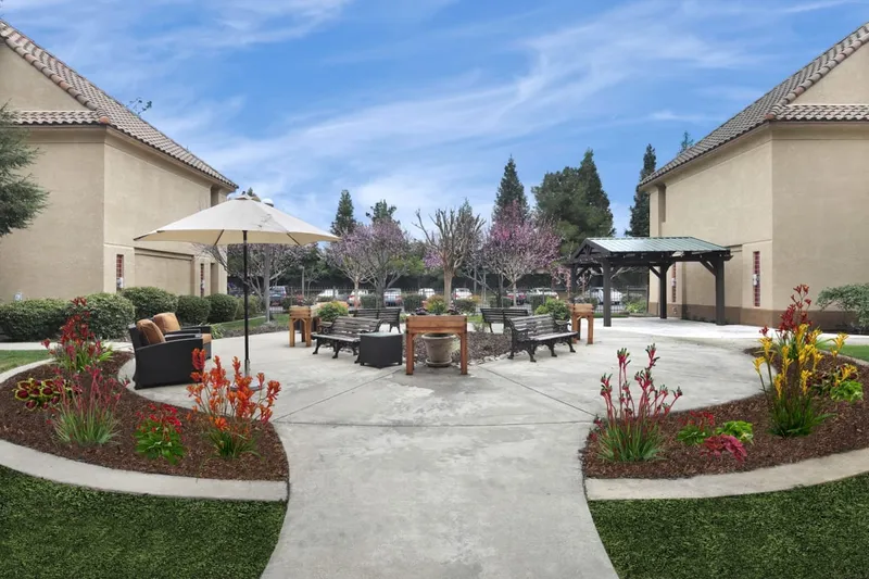 Ivy Park at Roseville photo 5