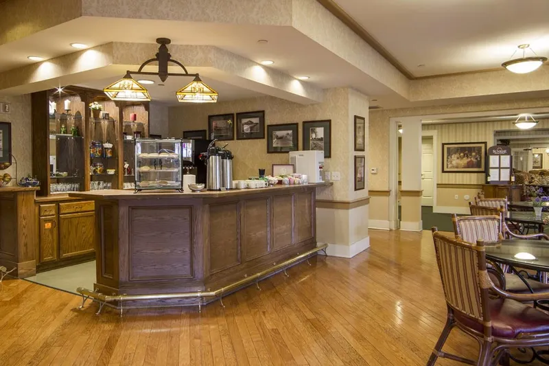 Ivy Park at Seal Beach photo 10