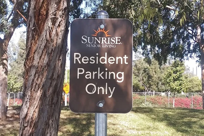 Ivy Park at Seal Beach photo 5