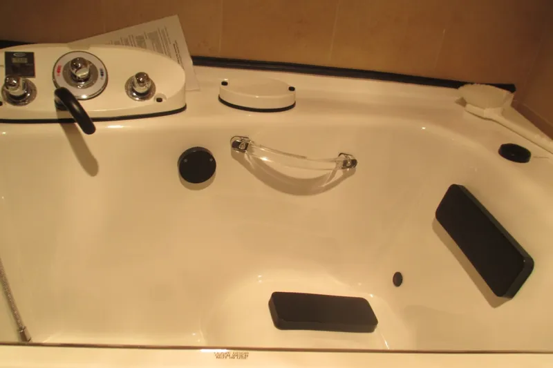 Ivy Park at West Hills photo 10