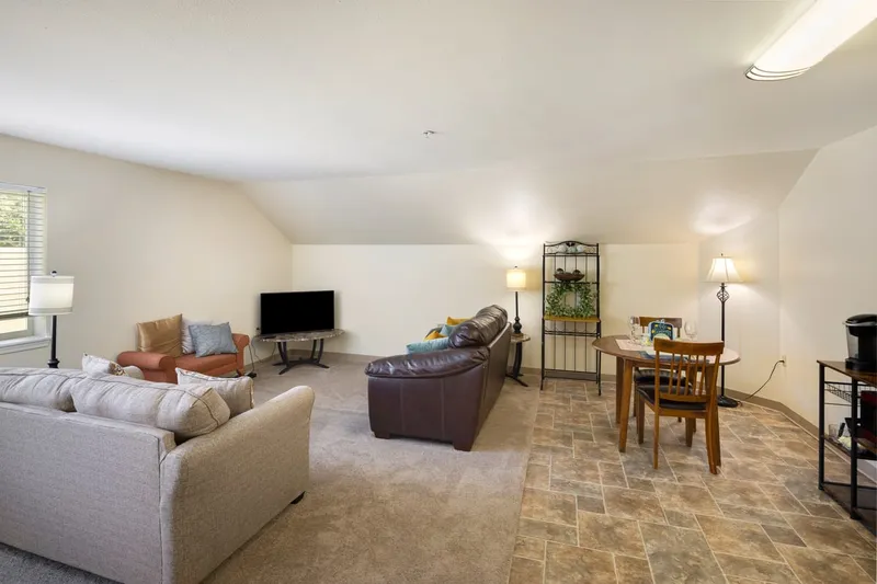 Jackson Meadow photo 5