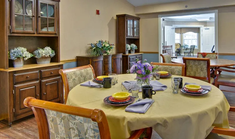 Jefferson Gardens Assisted Living photo 3