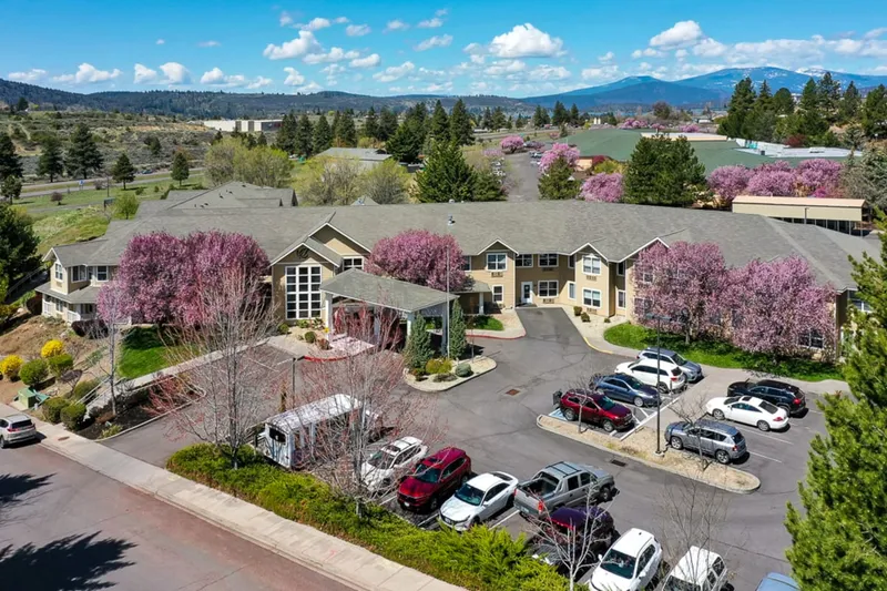 Klamath Falls Senior Living photo 3
