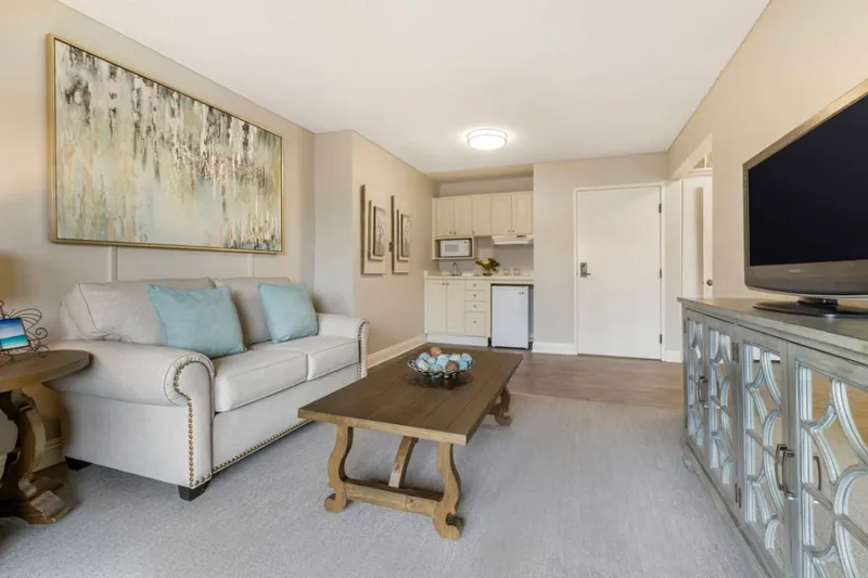 Laguna Estates Senior Living photo 7