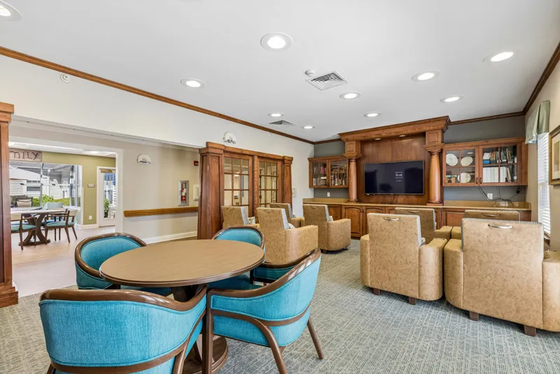 Lake Haven Memory Care - senior living in Kenosha, Wisconsin - photo 8