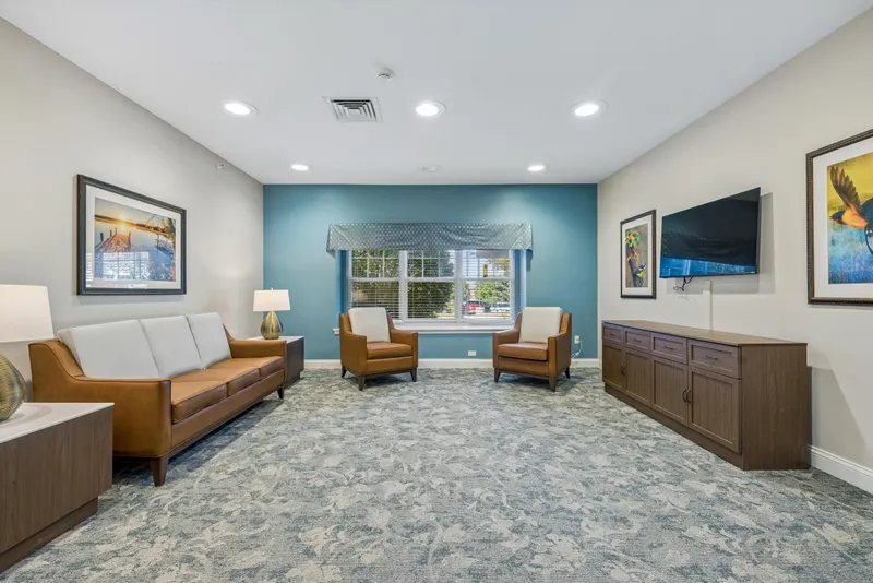 Lake Haven Memory Care - senior living in Kenosha, Wisconsin - photo 9