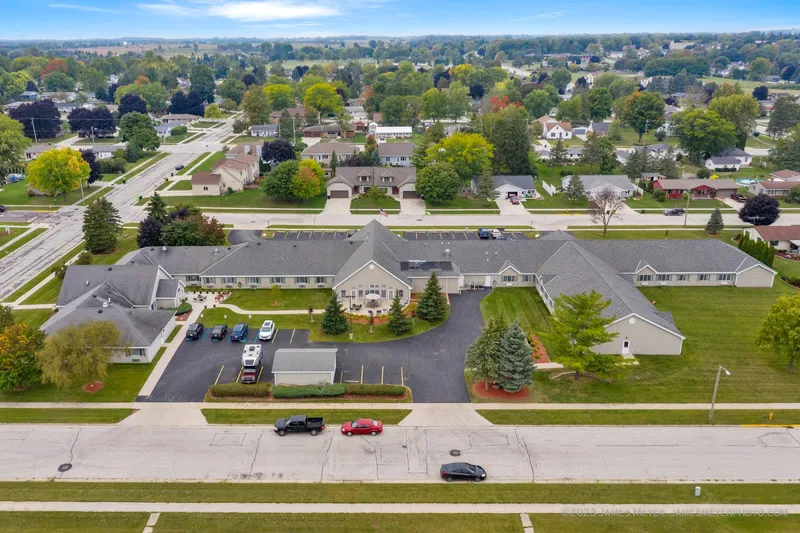 LakeHouse New Holstein photo 8