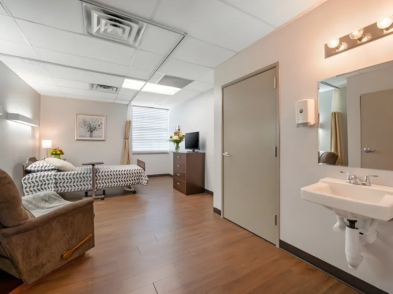 Lakeland Rehabilitation & Health Care Center photo 5