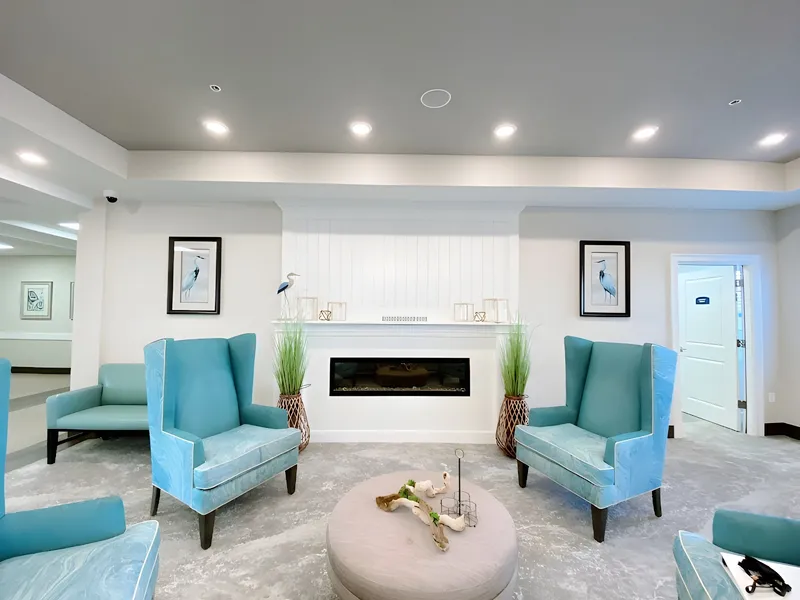 Lakeshore Manor at Lake Jackson photo 2