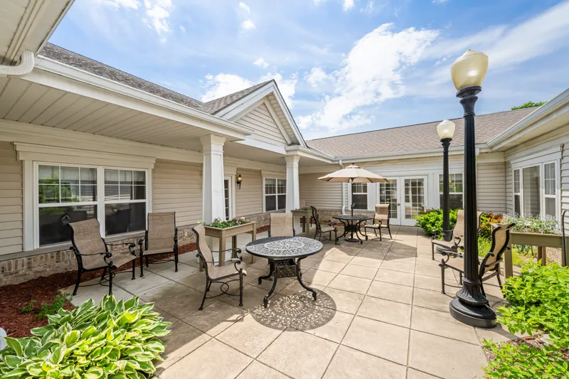 Lakeside Memory Care - senior living in Plymouth, Minnesota - photo 9
