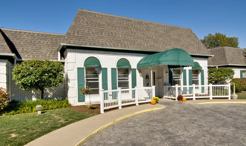 Lakeview Bend Memory Care photo 5