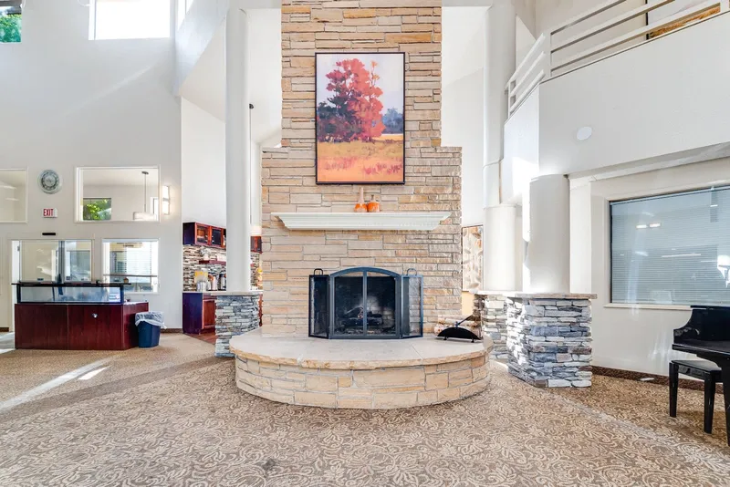 Lakewood Estates photo 2