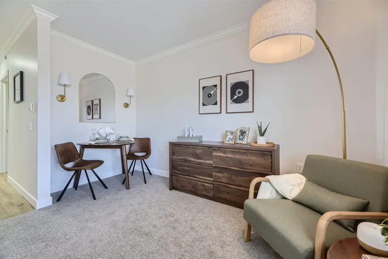 Lakewood Reserve Assisted Living & Memory Care photo 9