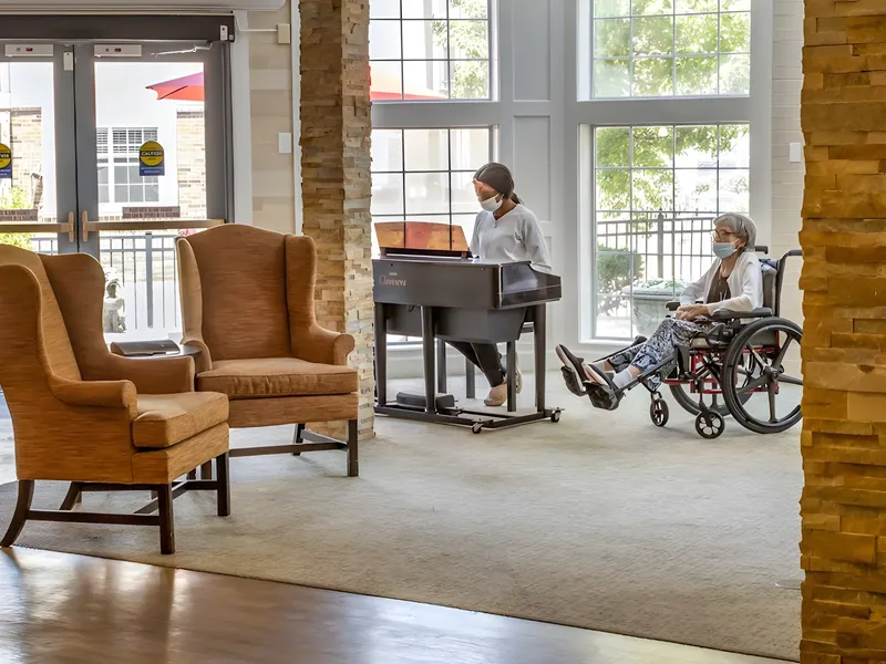 Lamar at Town Center Senior Living photo 8