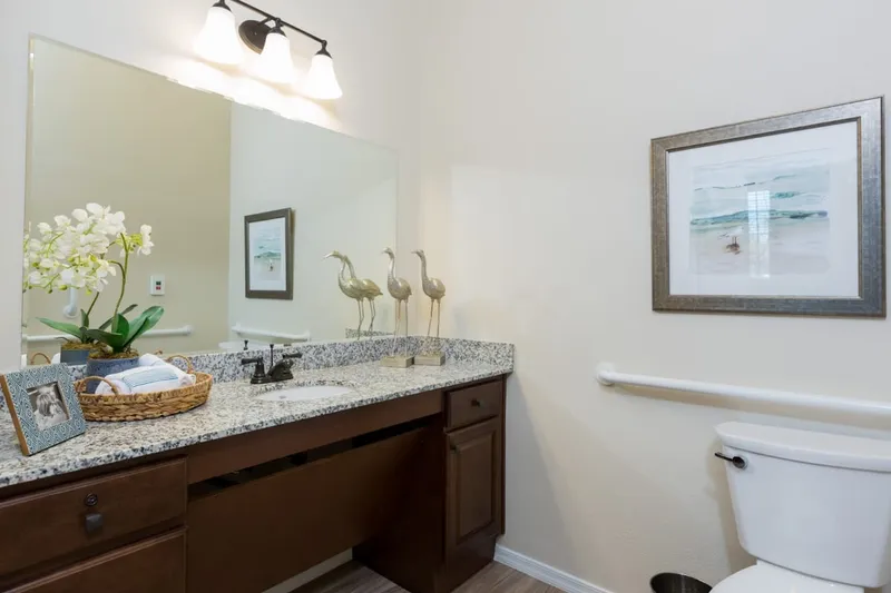 Las Palomas Senior Living photo 4