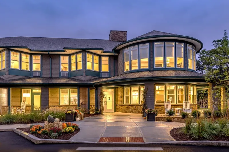 Laurentide at Mashpee Commons