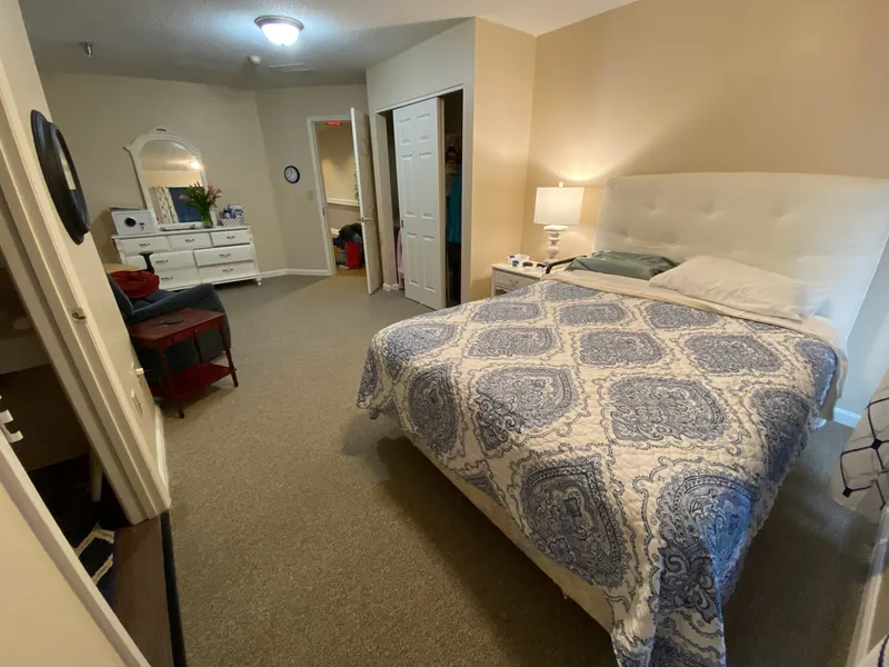 Legacy Heights Senior Living Community photo 5