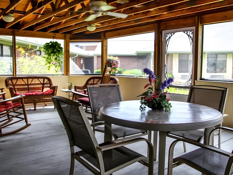 Lexington Country Place photo 5