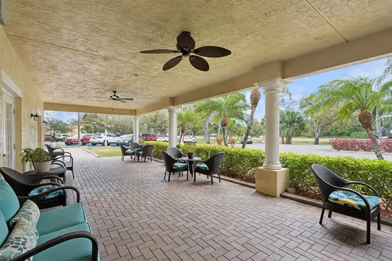 Lexington Manor at Port Charlotte Senior Living - senior living in Port Charlotte, Florida - photo 5