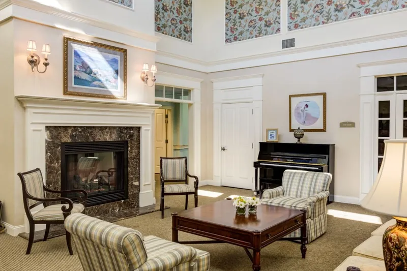 Lighthouse at Lincoln photo 3