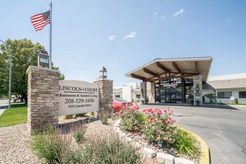Lincoln Court Assisted & Senior Living photo 4
