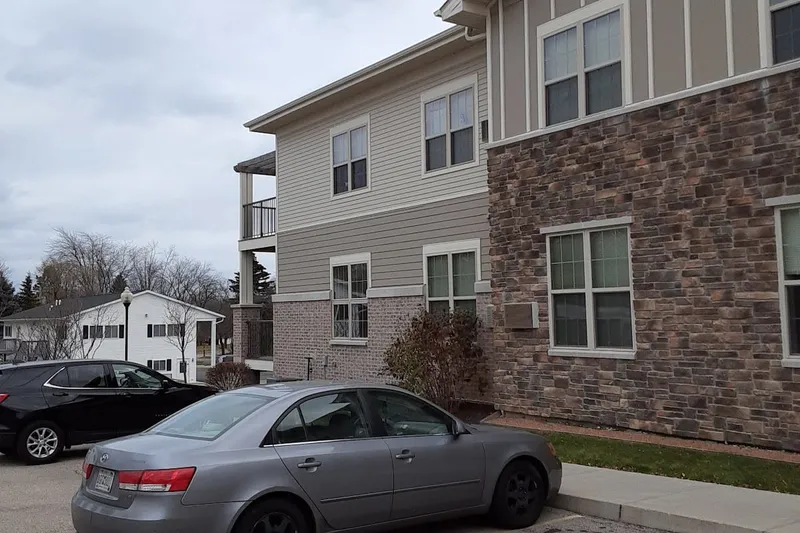 Lincoln Village Senior Living photo 10