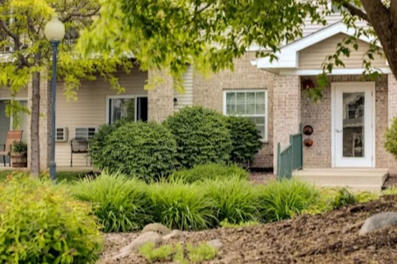 Lincoln Village Senior Living photo 6