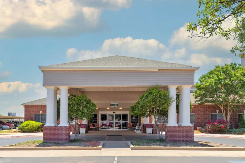 Lyndale San Angelo Senior Living photo 10