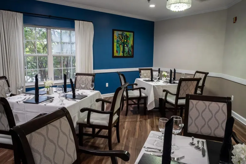 Lynridge of Huntsville Assisted Living & Memory Care photo 3