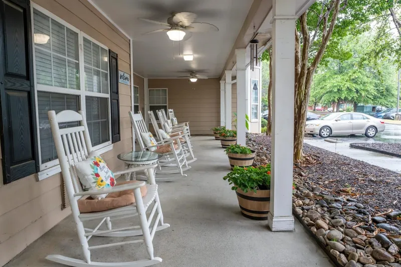 Lynridge of Huntsville Assisted Living & Memory Care photo 7