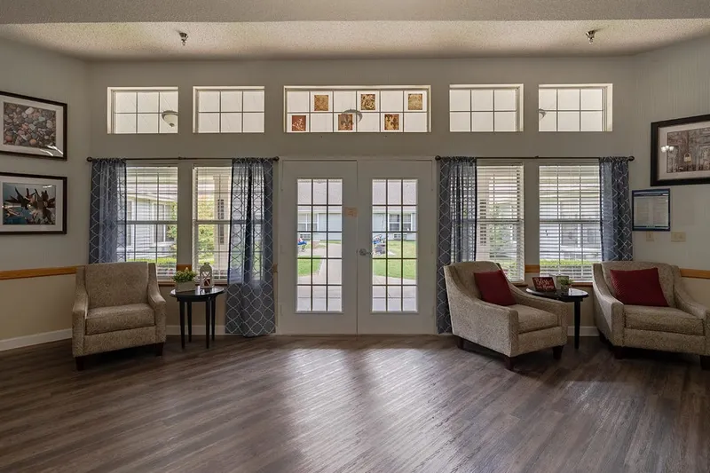 Mackenzie Court photo 5