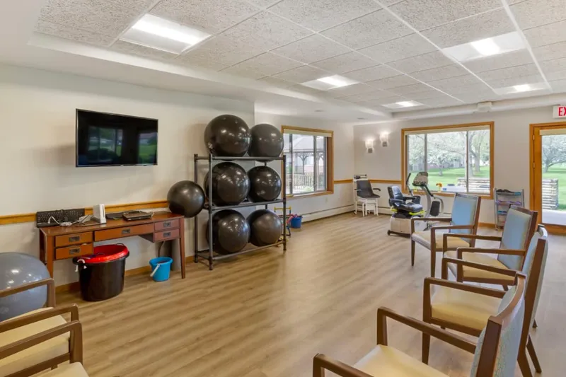 Mankato Lodge Senior Living photo 10