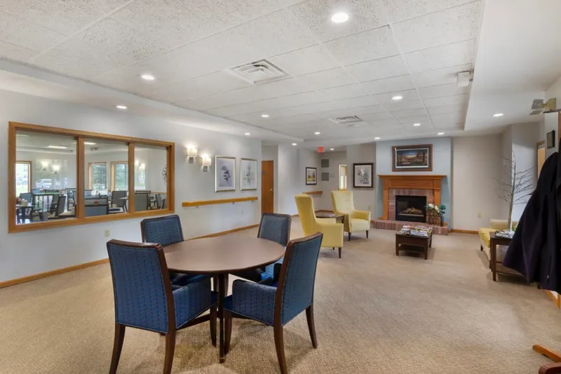 Mankato Lodge Senior Living photo 9