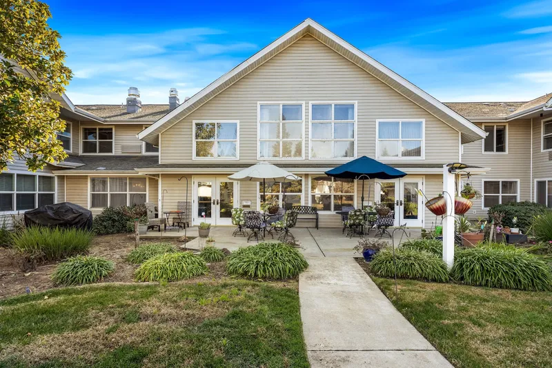 Marbella Marysville photo 3