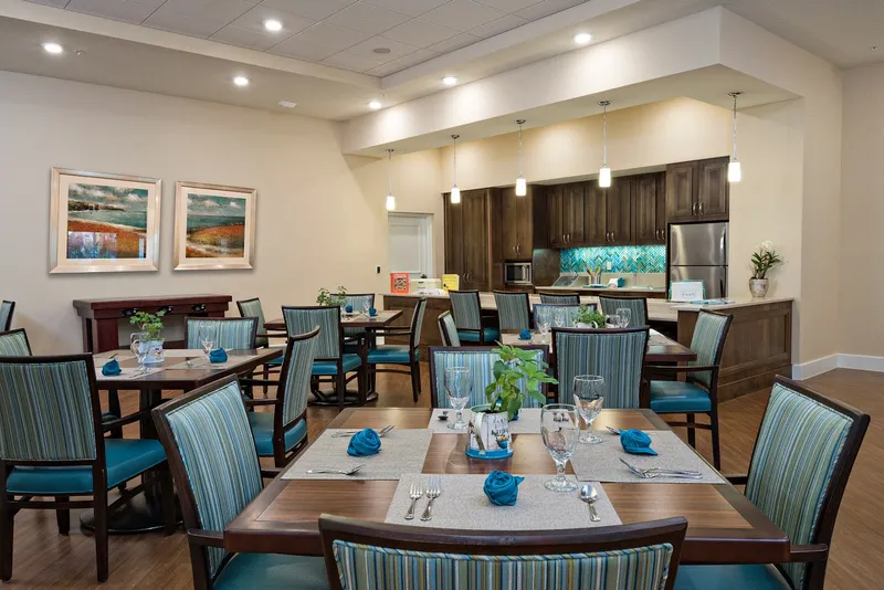 Market Street Memory Care Residence photo 2