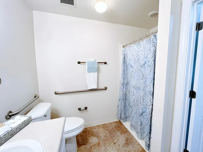 Mars Hill Manor photo 4