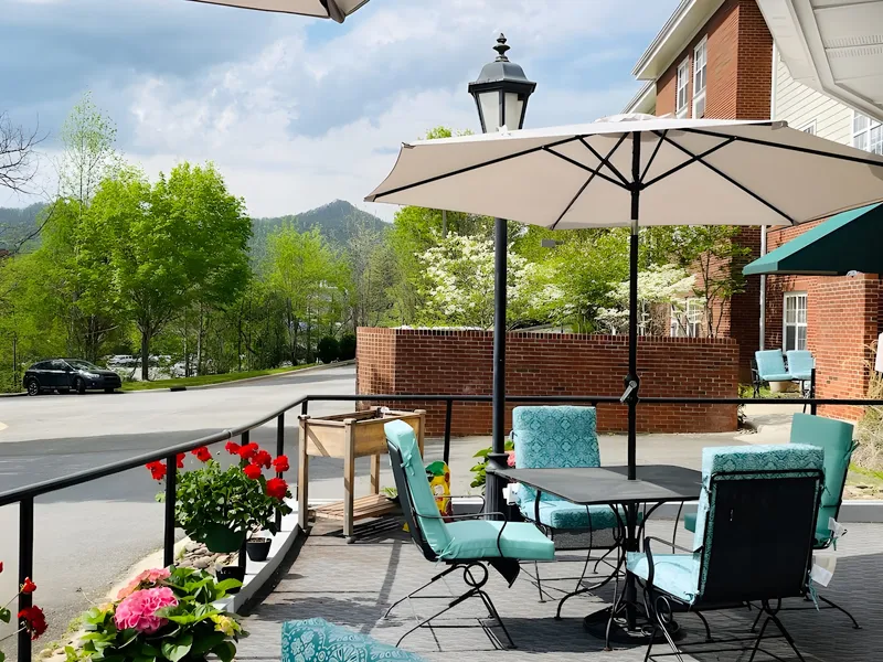 Mars Hill Manor photo 7