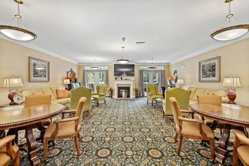 McCarthy Court photo 2