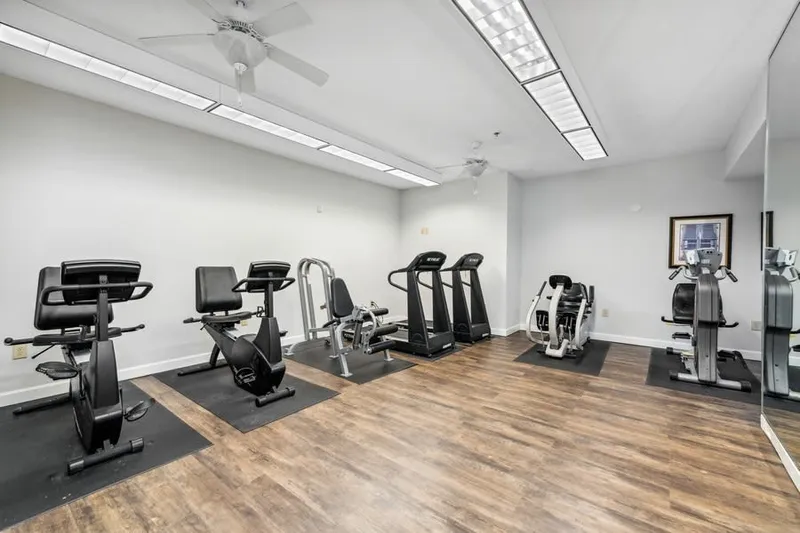 McCarthy Court photo 5