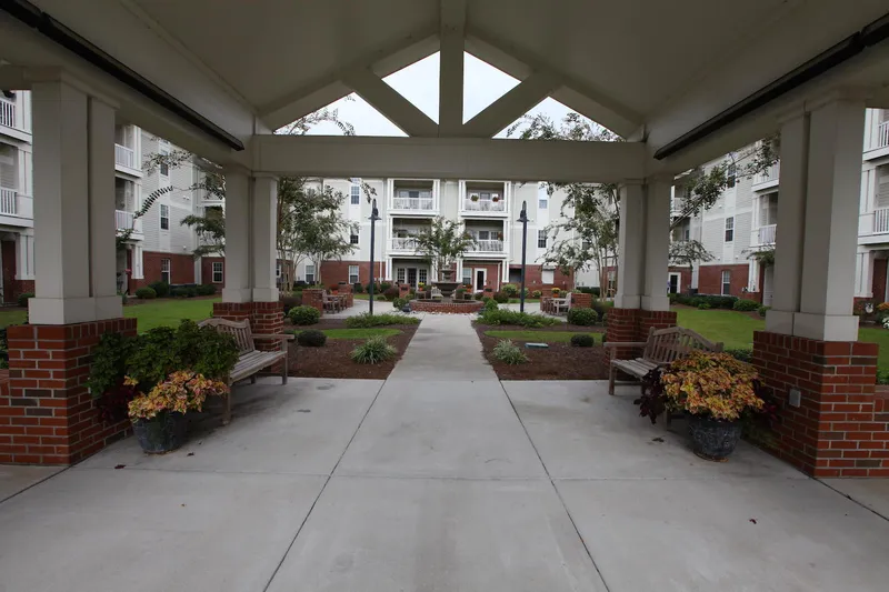 McCarthy Court photo 6