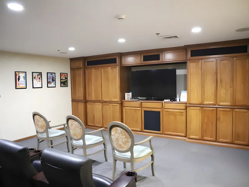 Meadow Lakes Assisted Living photo 9