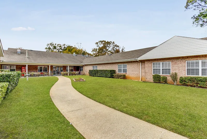 Meadowview Place photo 7