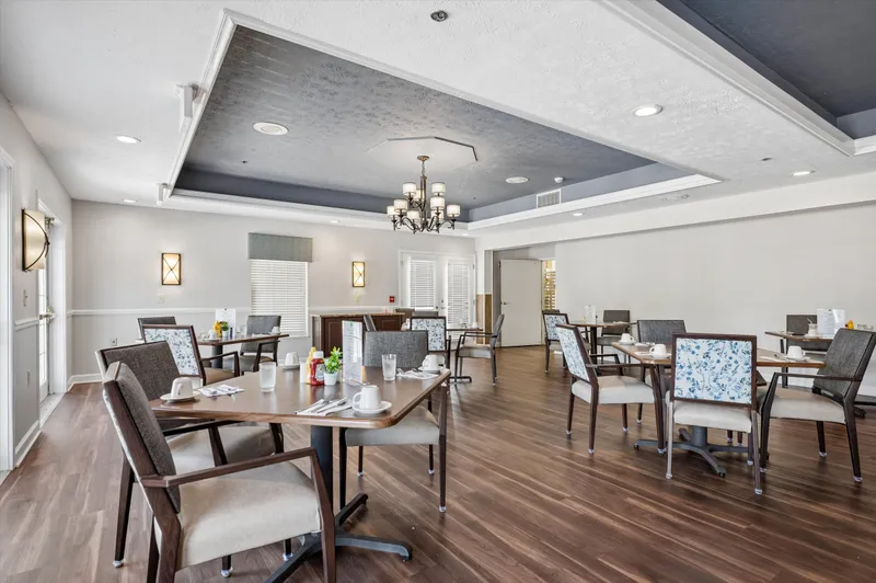 Medina Pointe Senior Living - senior living in Medina, Ohio - photo 6