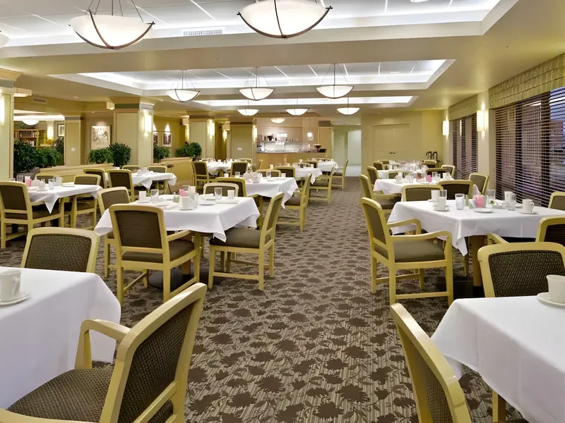 Merrill Gardens at Bankers Hill photo 8