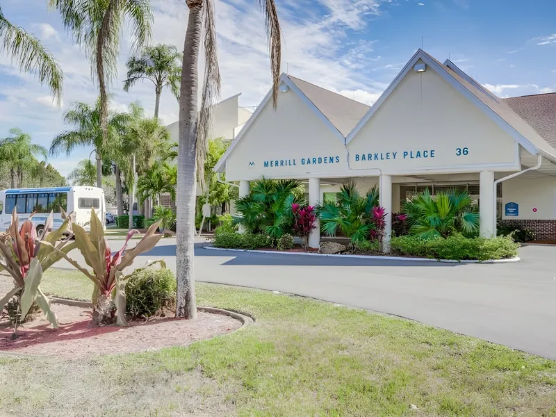 Merrill Gardens at Barkley Place photo 3