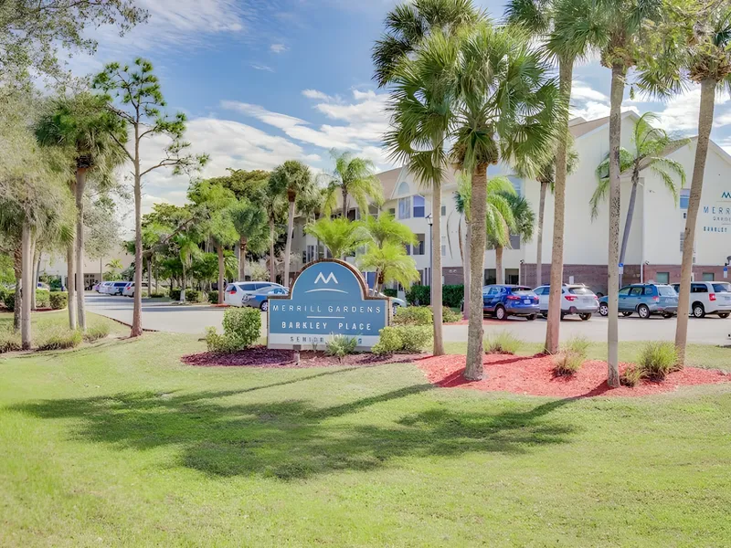 Merrill Gardens at Barkley Place photo 5