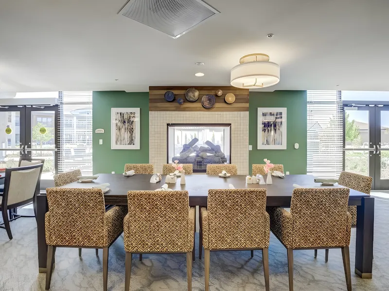 Merrill Gardens at Brentwood photo 8