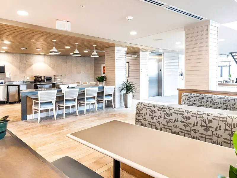 Merrill Gardens at Columbia photo 6